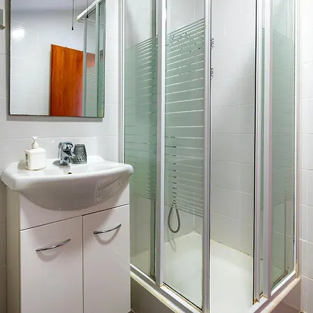 Διαμέρισμα Apartments Brodarica Beach *