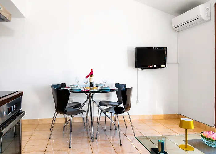 Apartments Brodarica Beach Apartman *